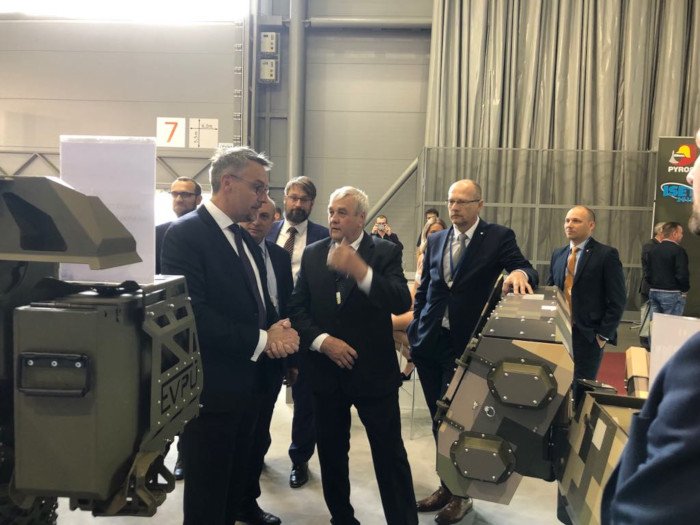Mr Lubomír Metnar, Minister of Defence of Czech Republic and Mr Jakub Landovský, Deputy Minister for Defence Policy and Strategy visiting our booth